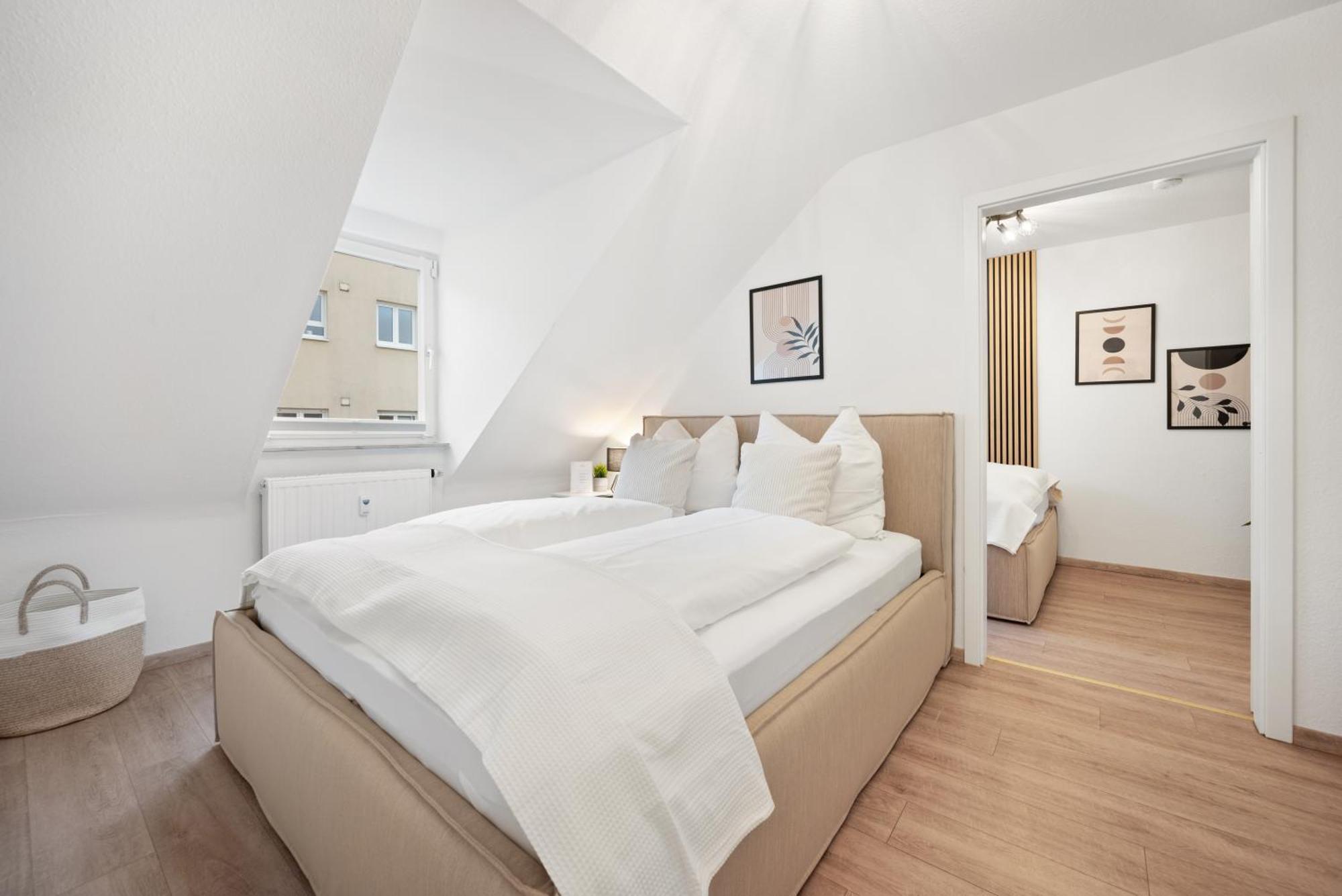 Malu Rooms - Im Stadtzentrum, Smarttv, Netflix, 24H Checkin Ludwigsburg Exterior foto
